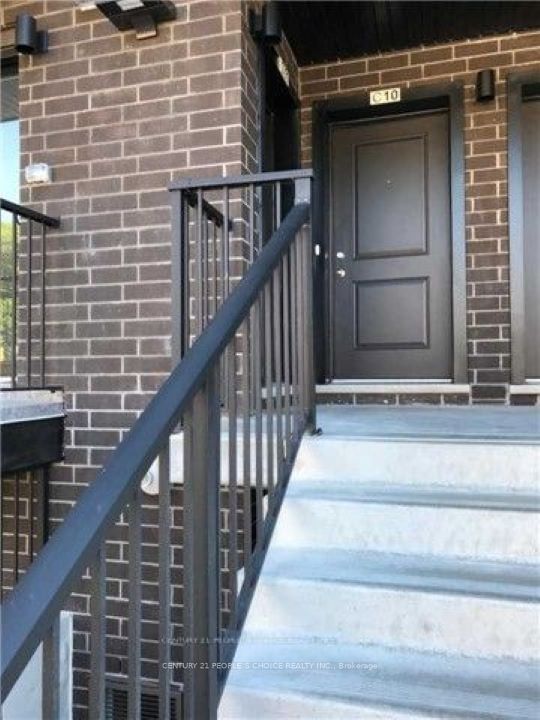 home for lease on C10-190 Century Hill Drive