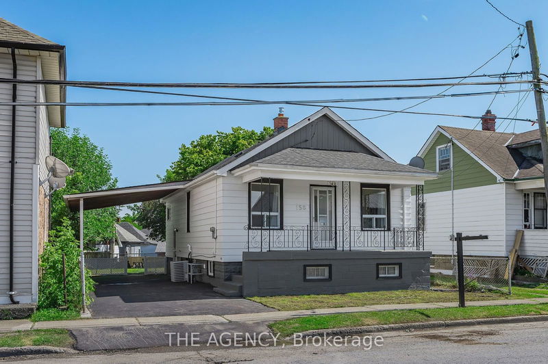 home for sale on 158 Niagara Falls Road