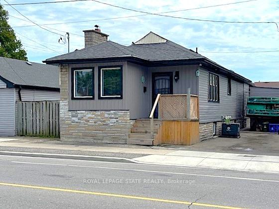 114 Melvin Ave  Hamilton, L8H 2J6 | Image 1