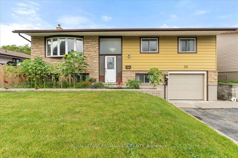 28 Somerset St  Quinte West, K8V 5T6 | Image 2