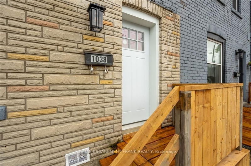 1038 Cannon St E Hamilton, L8L 2H7 | Image 4