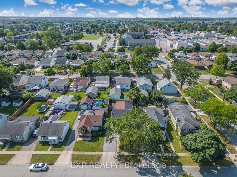 365 Victory Ave  Welland, L3B 4Z8 | Image 30