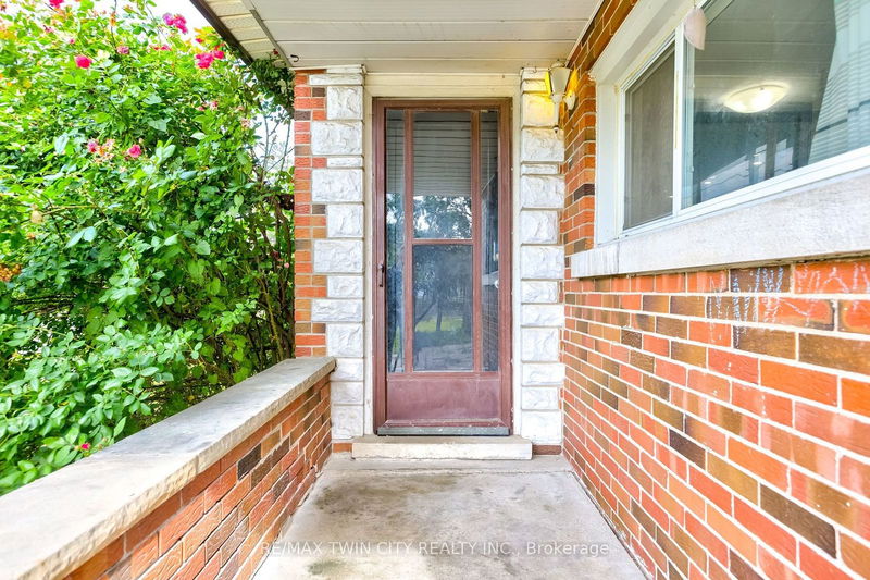 349 Mill St  Kitchener, N2M 3R9 | Image 4