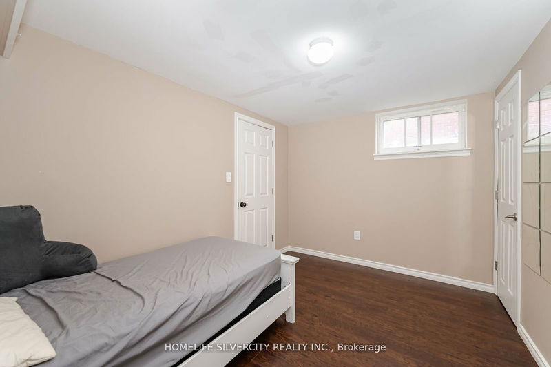 305 Mohawk Rd E Hamilton, L9A 2J5 | Image 30