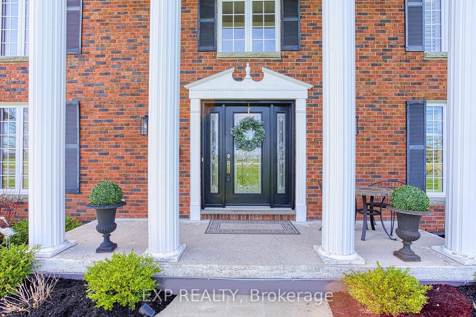 Listing Image 4