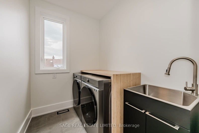 25 Shadyside Ave  Hamilton, L8V 3E2 | Image 39