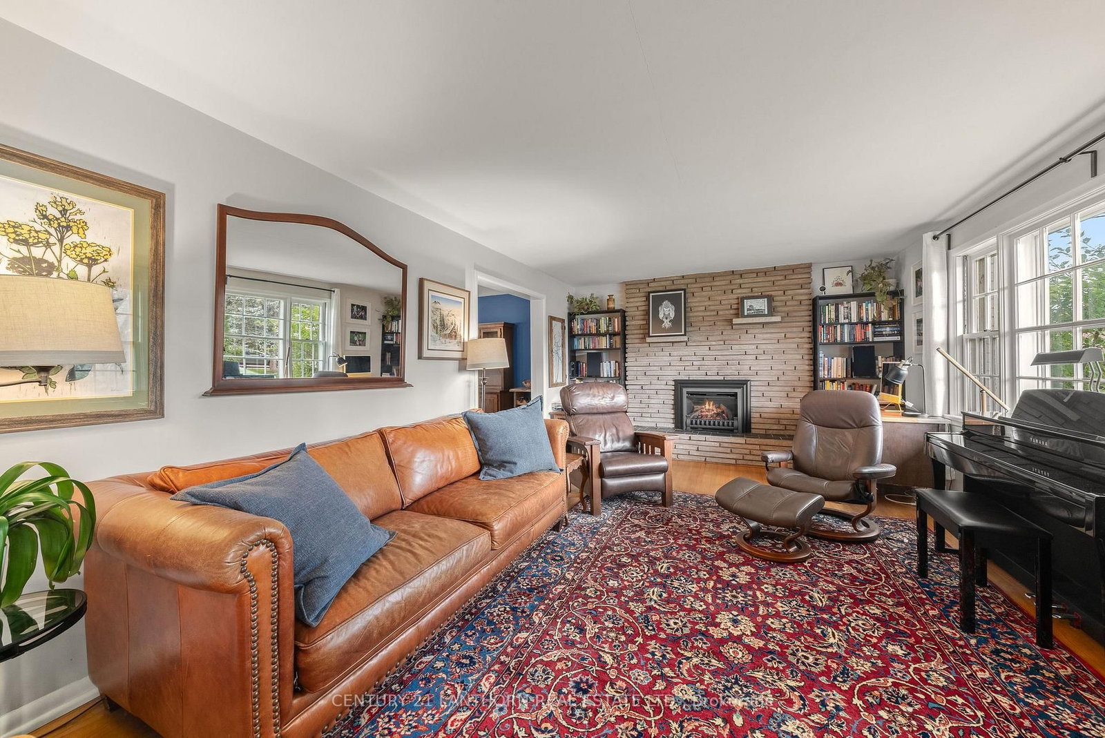 Listing Image 7