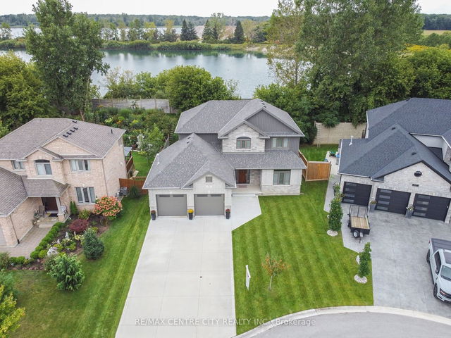 75 Caverhill Crescent