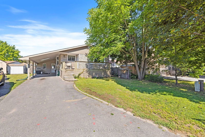 4 Stephen Cres  Quinte West, K8V 6B8 | Image 1