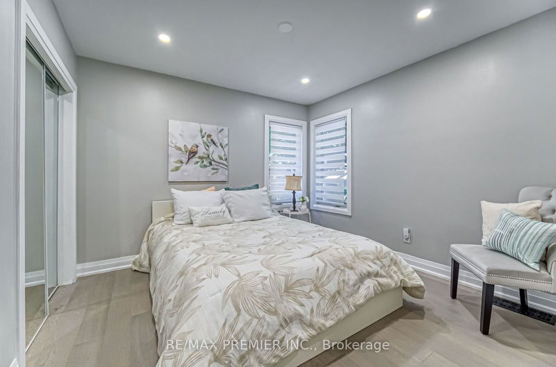 85 Enmore Ave  Hamilton, L9G 2H4 | Image 22