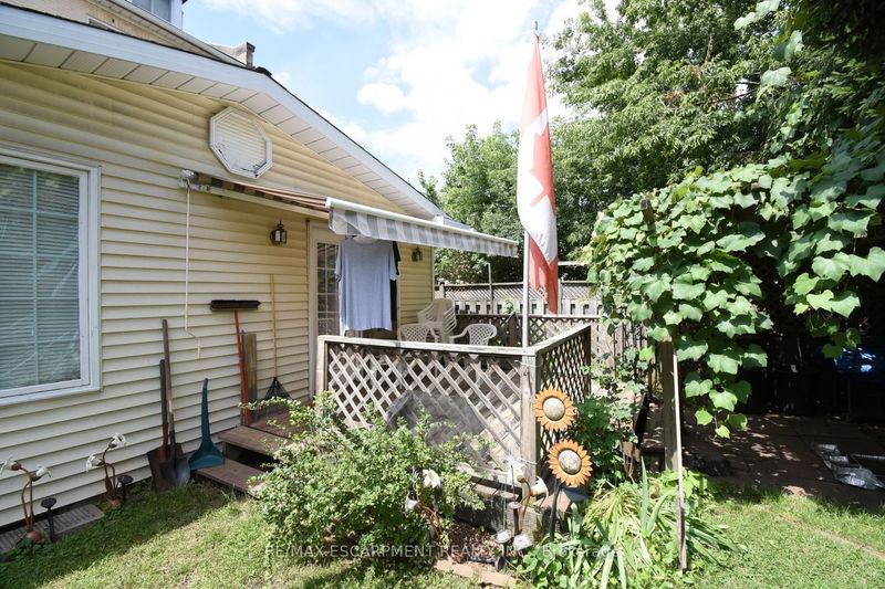 168 Macnab St N Hamilton, L8R 2M4 | Image 2