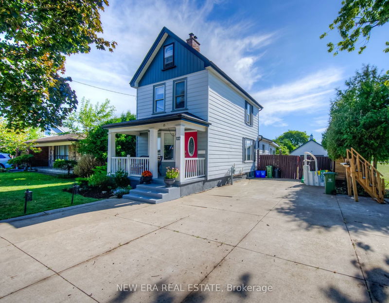 127 Nash Rd S Hamilton, L8K 4J8 | Image 3