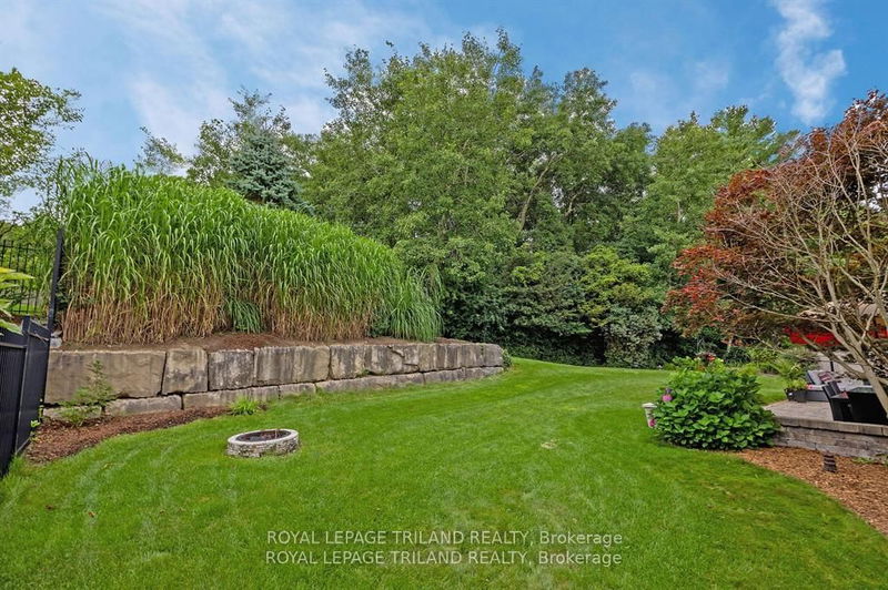 1411 Shore Rd  London, N6K 4Z8 | Image 39