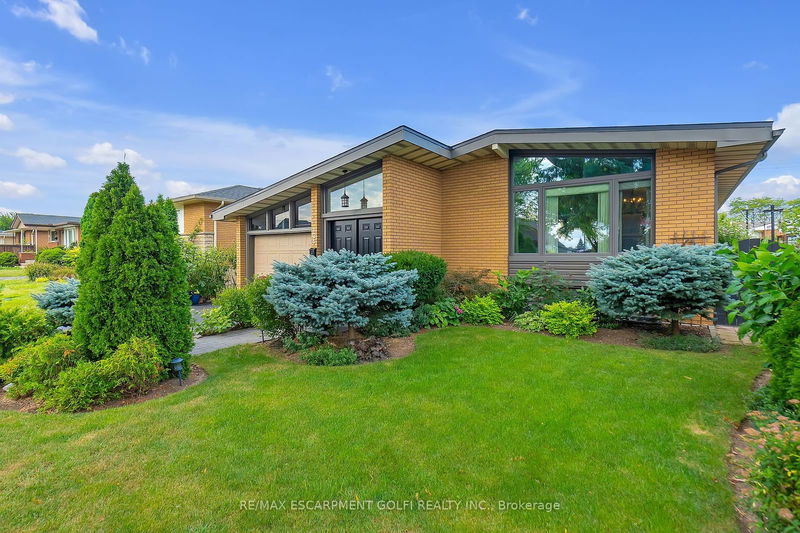 124 Nash Rd S Hamilton, L8K 4J7 | Image 2