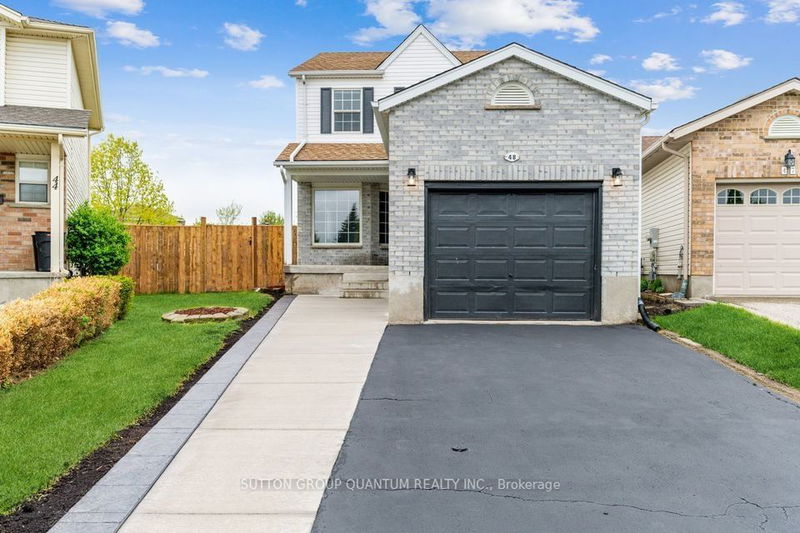 home for lease on Lower-48 White Sands Court