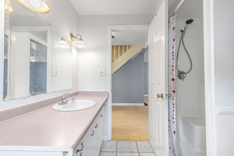 858 Wright St  Welland, L3B 2K9 | Image 12