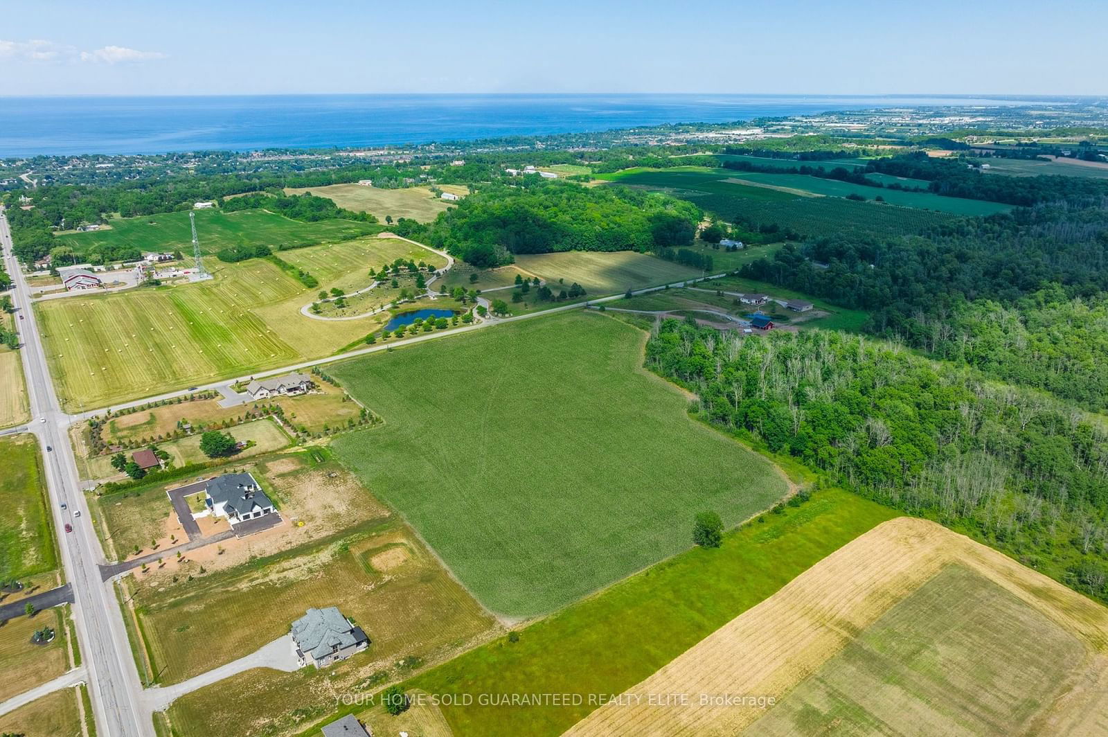 Building at 60 Elm Tree Road, Grimsby, 055 - Grimsby Escarpment