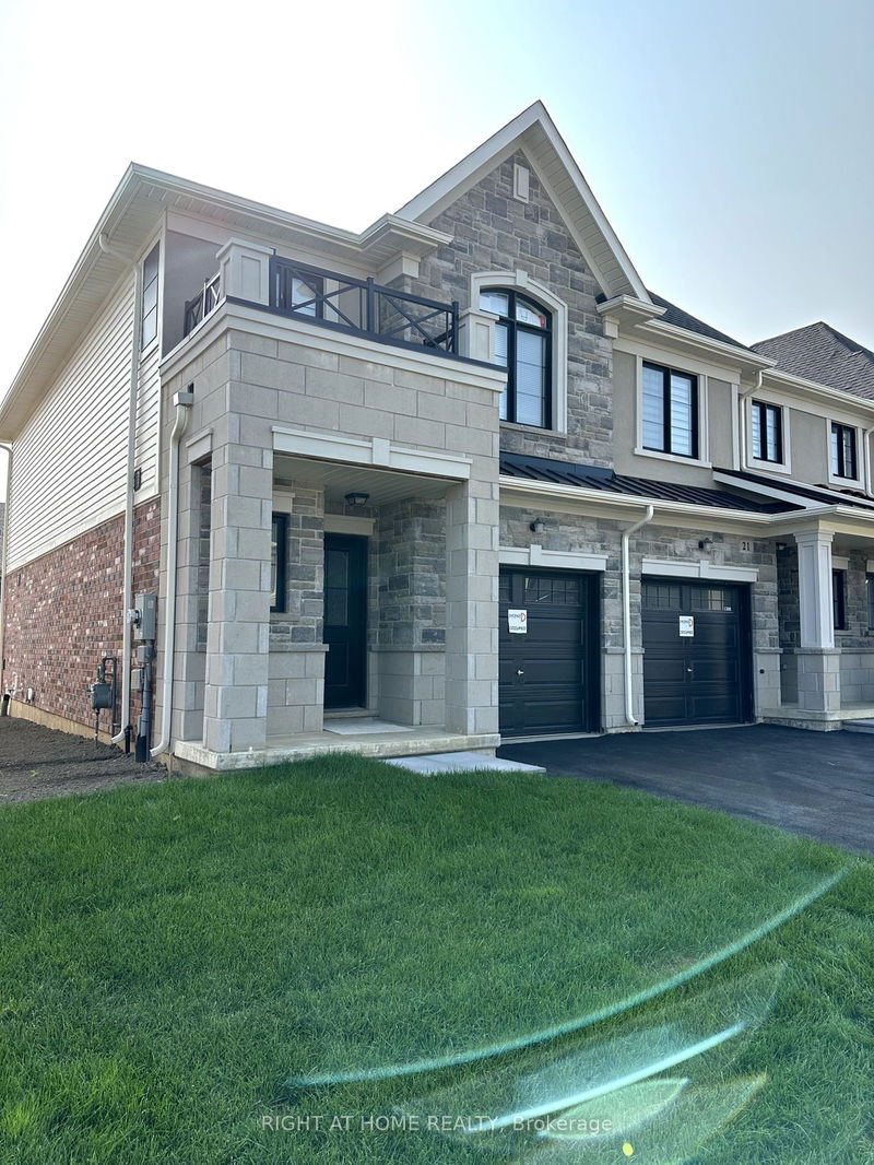 home for lease on 19 Mia Drive W
