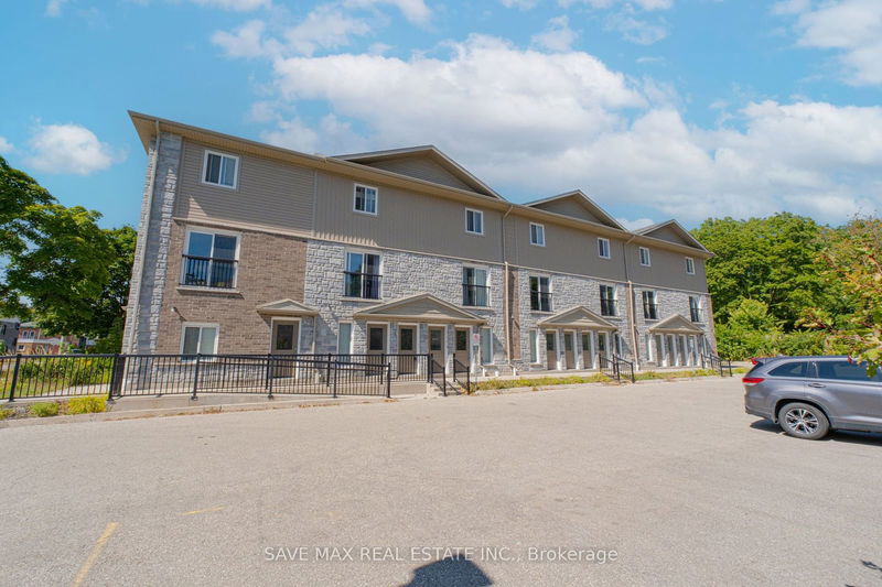  3 - 122 Courtland Ave E Kitchener, N2G 0B8 | Image 2