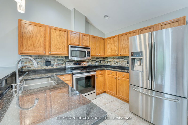 11816 Boulder Cres  Windsor, N8P 1Z8 | Image 7