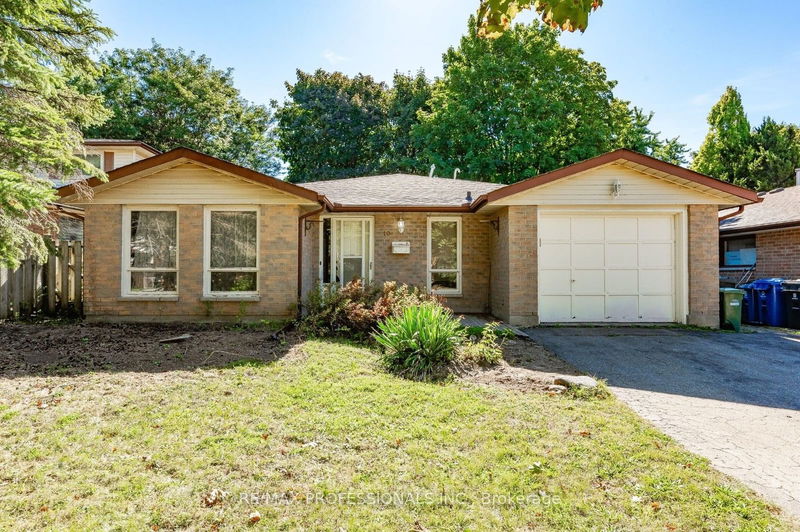 home for lease on 10 Brombal Drive
