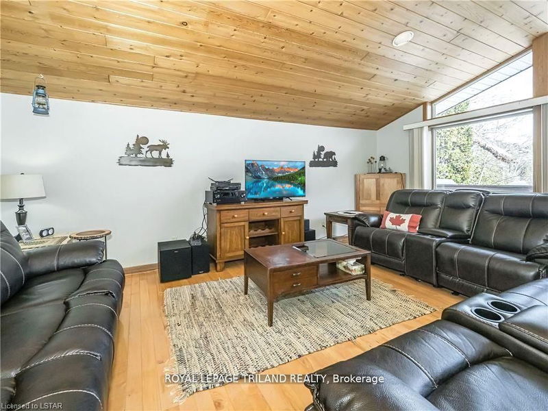 1094 CRUMBY LAKE Rd  Algonquin Highlands, P0A 0A8 | Image 7