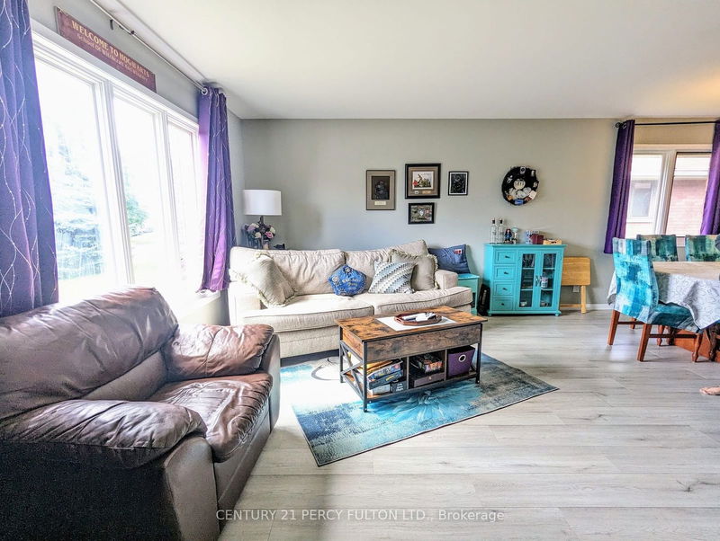 8 Northumberland Blvd  Quinte West, K8V 6W5 | Image 11