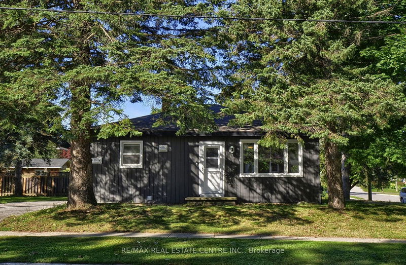 home for sale on 142 Winston Boulevard
