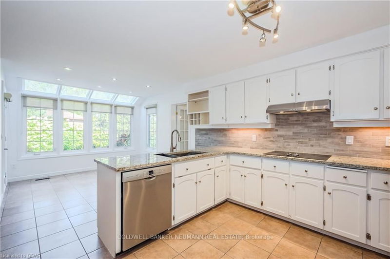 85 Hands Dr  Guelph, N1G 4M8 | Image 15