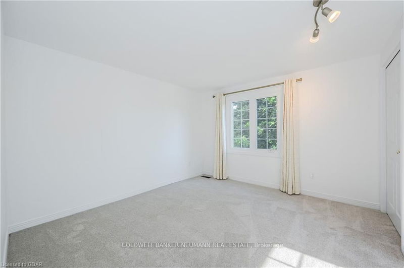 85 Hands Dr  Guelph, N1G 4M8 | Image 32