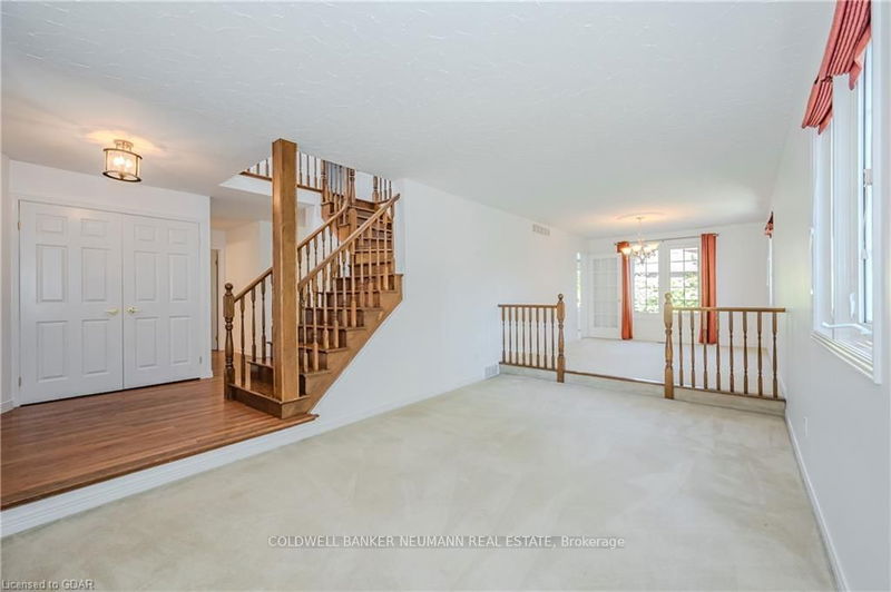 85 Hands Dr  Guelph, N1G 4M8 | Image 6