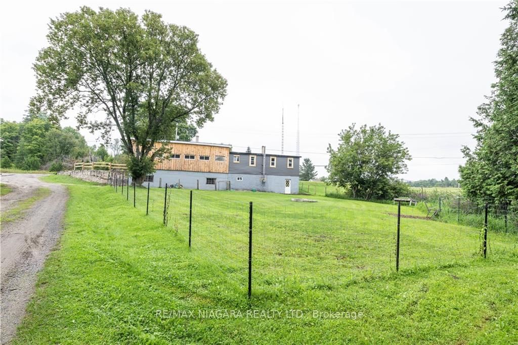 Listing Image 36