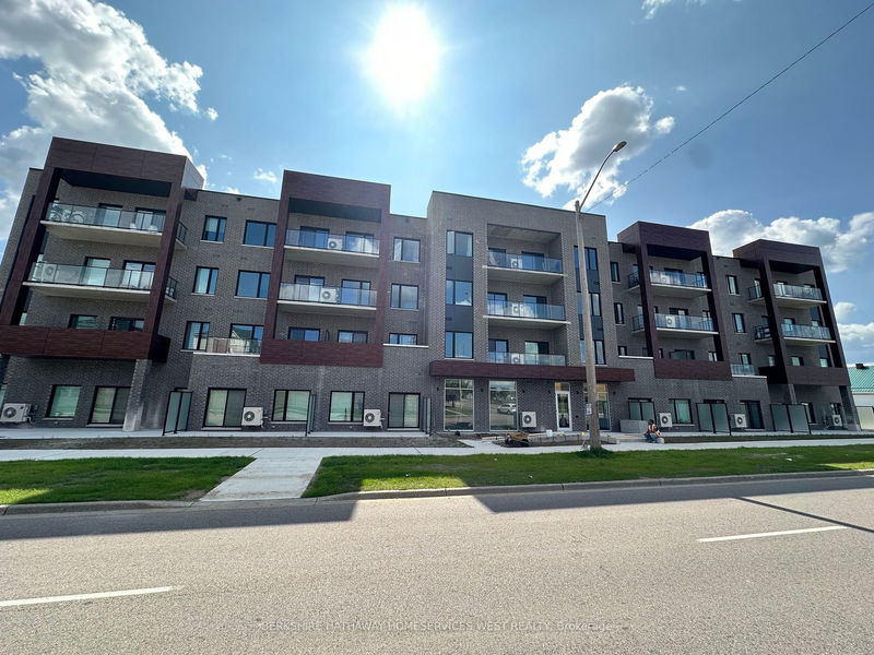 home for lease on 201-408 Dundas Street S