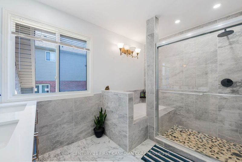 1385 BRAMBLEWOOD St  London, N6K 4X2 | Image 18