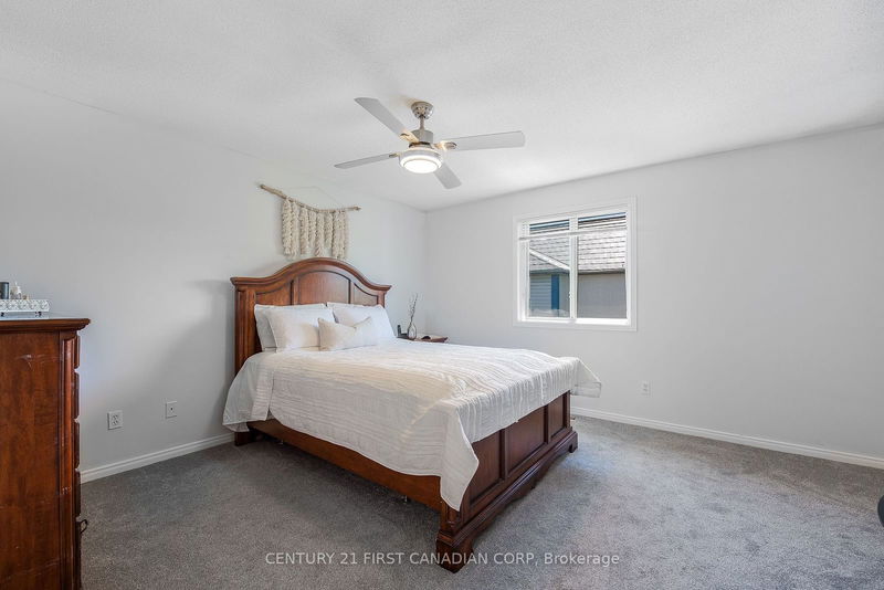 1385 BRAMBLEWOOD St  London, N6K 4X2 | Image 19