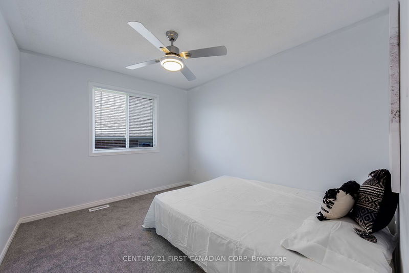 1385 BRAMBLEWOOD St  London, N6K 4X2 | Image 23