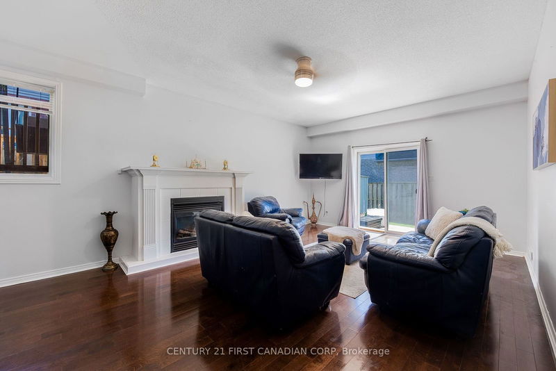 1385 BRAMBLEWOOD St  London, N6K 4X2 | Image 25