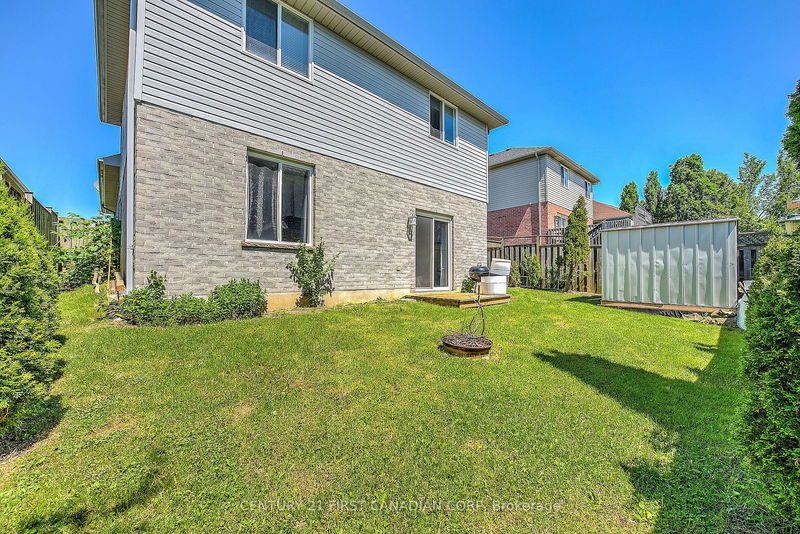 1385 BRAMBLEWOOD St  London, N6K 4X2 | Image 40