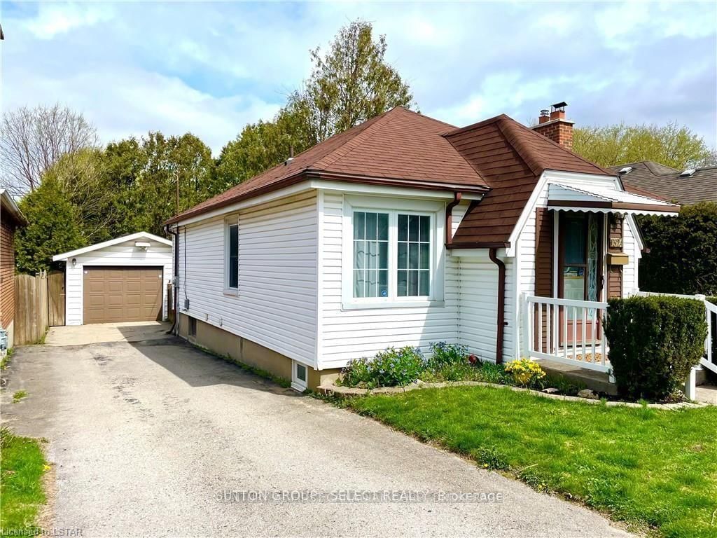 Listing Image 3