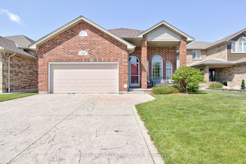 home for sale on 1756 Bayswater Crescent