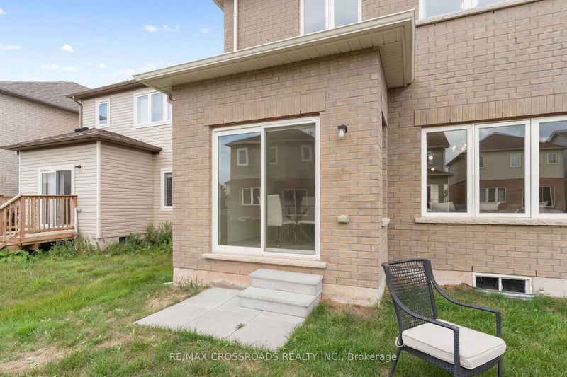 118 Tumblewood Pl W Welland, L3B 6C5 | Image 25