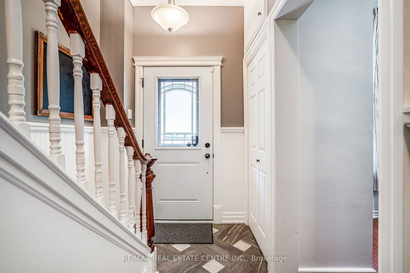 117 Ferguson Ave S Hamilton, L8N 2M7 | Image 4