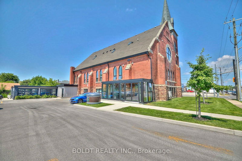 home for sale on 9-405 Merritt Street