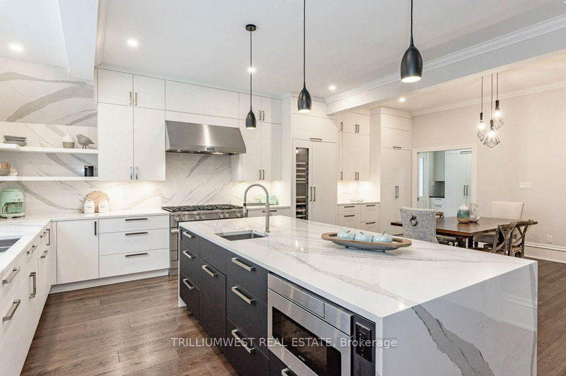 home for sale on 80 Queen Street