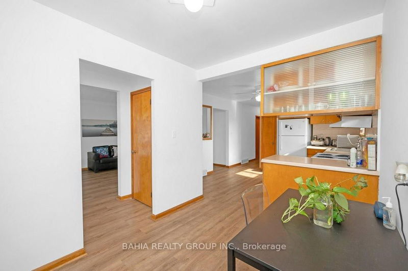 51 Robroy Ave  Hamilton, L8K 3X5 | Image 14