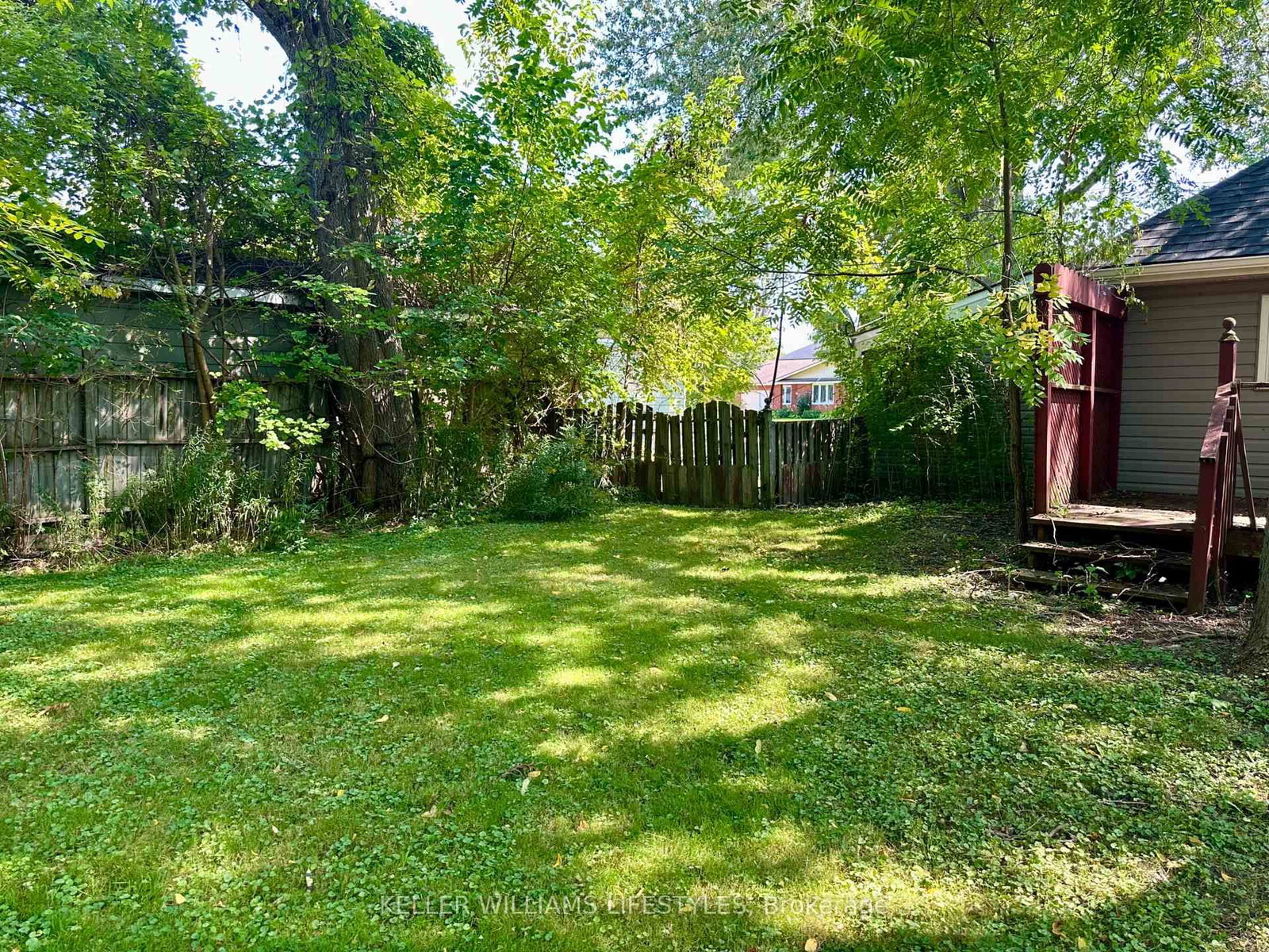 Listing Image 23