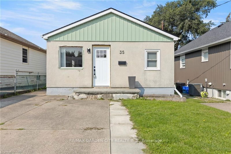 home for sale on 35 Chelsea Street