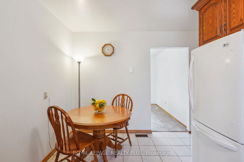 40 Forest Hill Cres  Hamilton, L8K 5V1 | Image 14