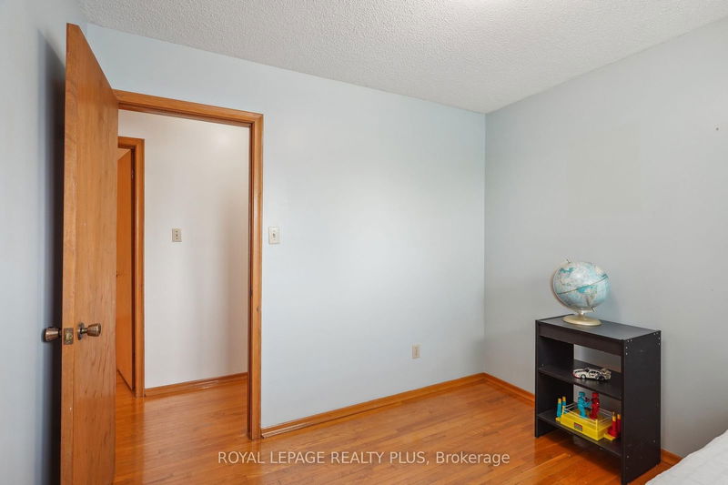 40 Forest Hill Cres  Hamilton, L8K 5V1 | Image 17