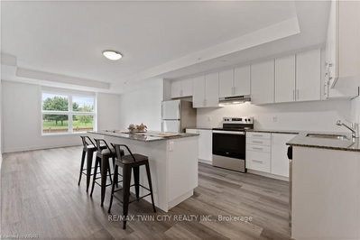 Unit 207 — 88 Gibson Street — photo 6